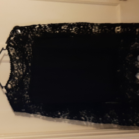Black laced blouse - Picture 4 of 4